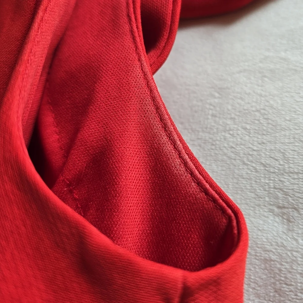 Mac Duggal▪️Red Crepe One Shoulder Bow Gown - Picture 8 of 12